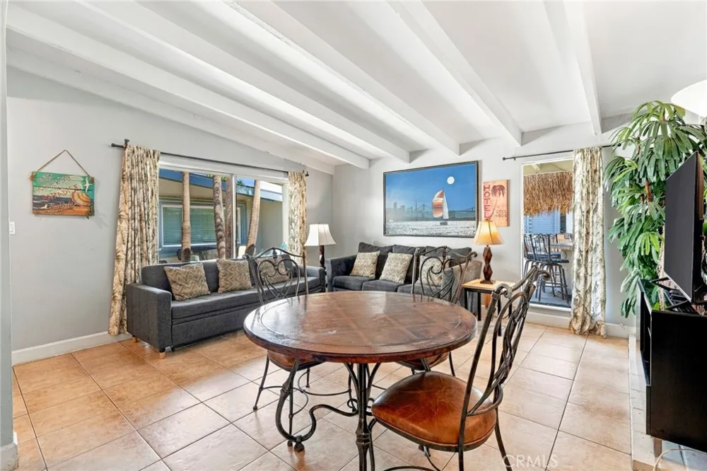 125 41st Newport Beach, CA 92663