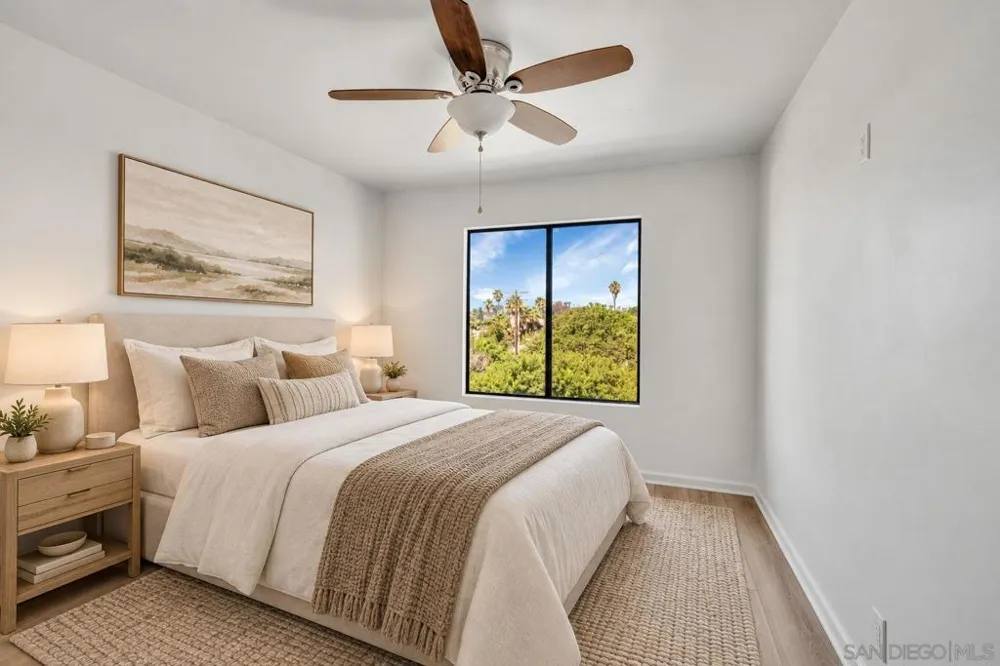 4262 Parks #207 La Mesa, CA 91941