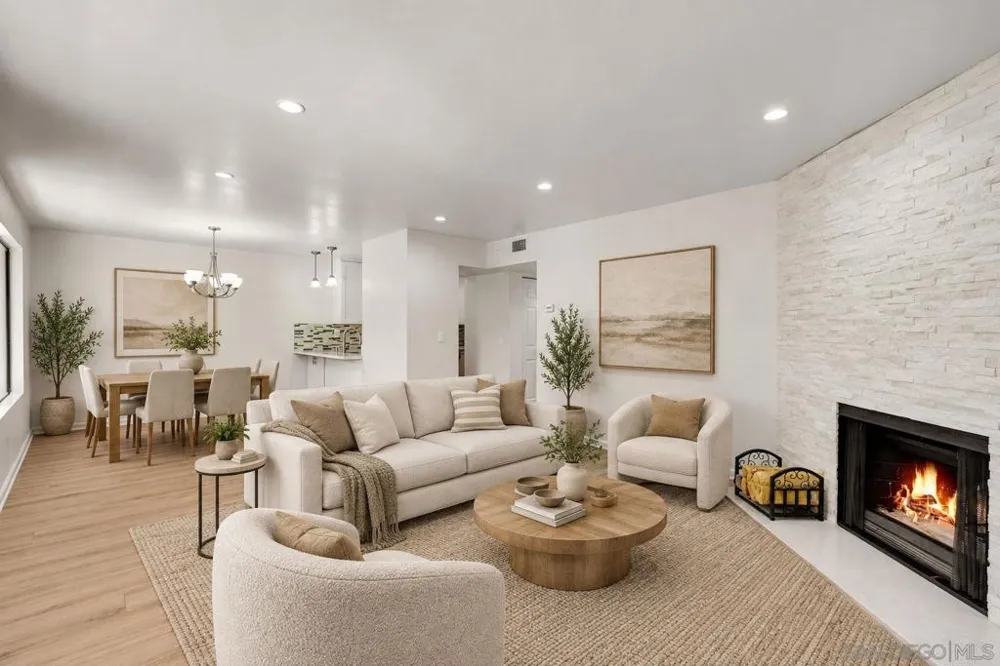 4262 Parks #207 La Mesa, CA 91941