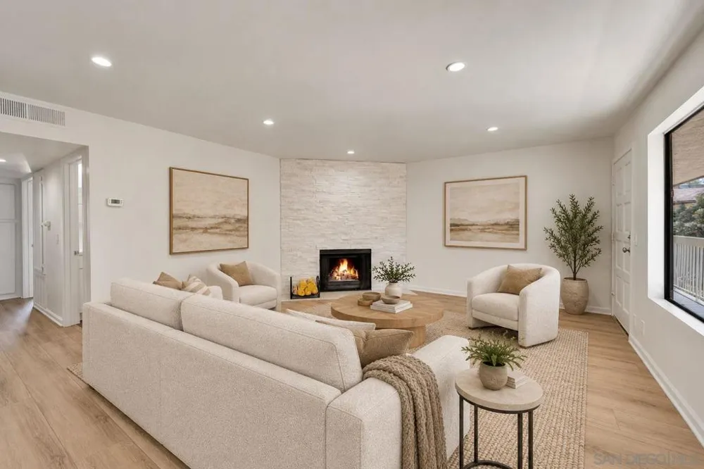4262 Parks #207 La Mesa, CA 91941