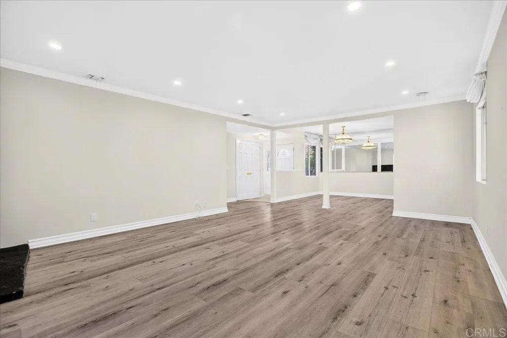 183 Sandberg Street Thousand Oaks, CA 91360
