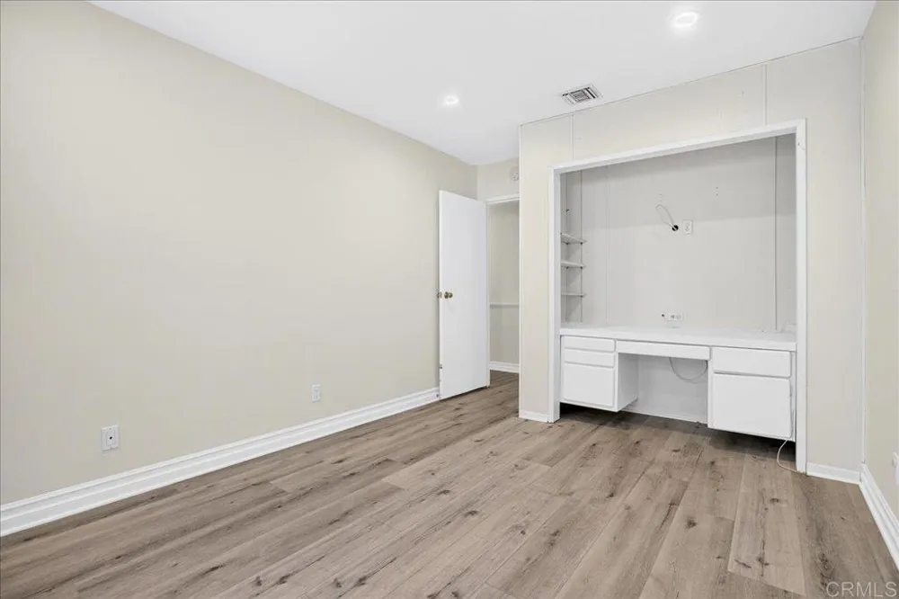 183 Sandberg Street Thousand Oaks, CA 91360