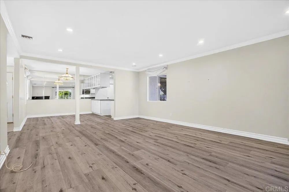 183 Sandberg Street Thousand Oaks, CA 91360