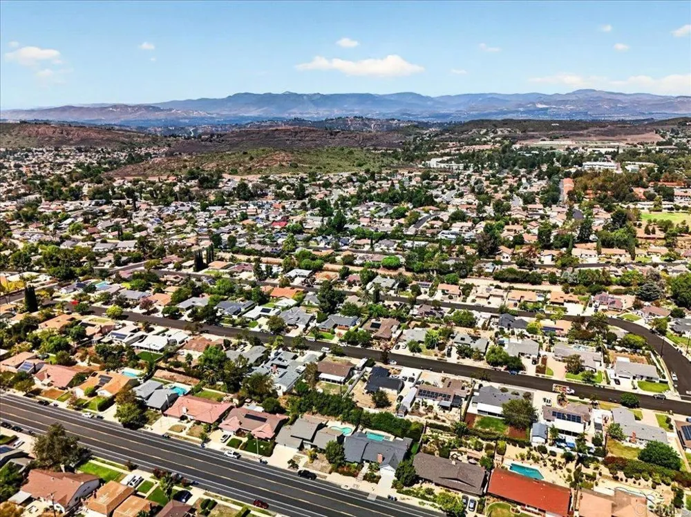 183 Sandberg Street Thousand Oaks, CA 91360