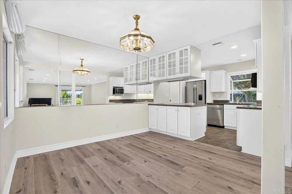 183 Sandberg Street Thousand Oaks, CA 91360