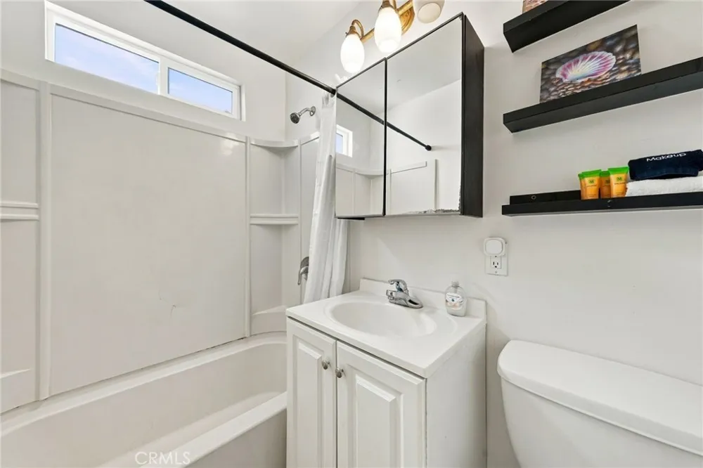 125 41st Newport Beach, CA 92663
