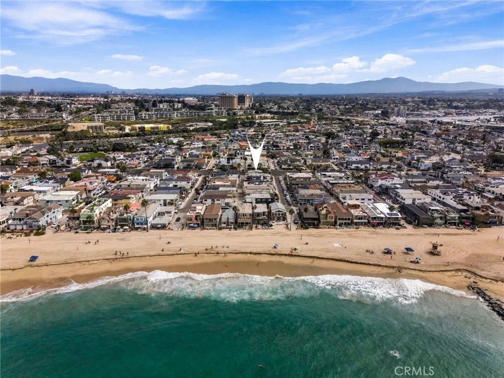 125 41st Newport Beach, CA 92663