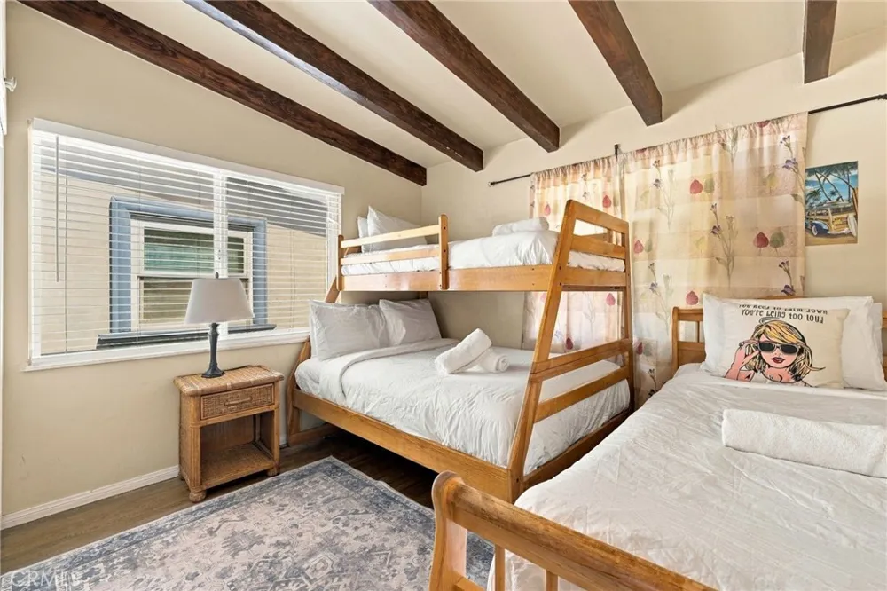 125 41st Newport Beach, CA 92663