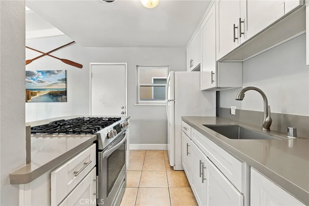 125 41st Newport Beach, CA 92663
