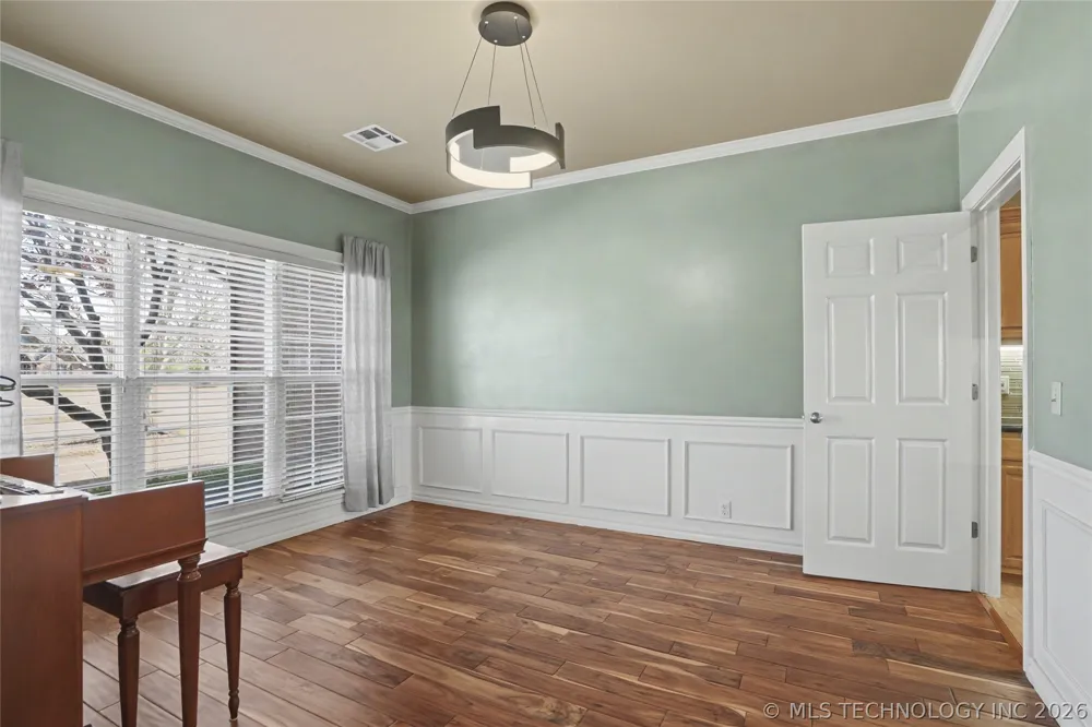 8320 S 257th East Avenue Broken Arrow, OK 74014