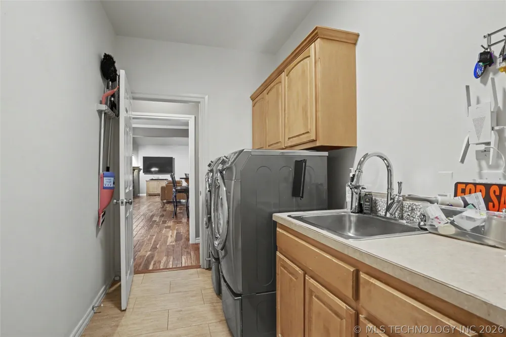 8320 S 257th East Avenue Broken Arrow, OK 74014