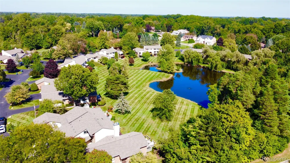 48148 Colony Farm Circle Circle Plymouth City, MI 48170