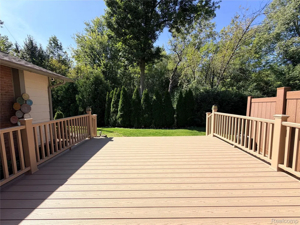 48148 Colony Farm Circle Circle Plymouth City, MI 48170