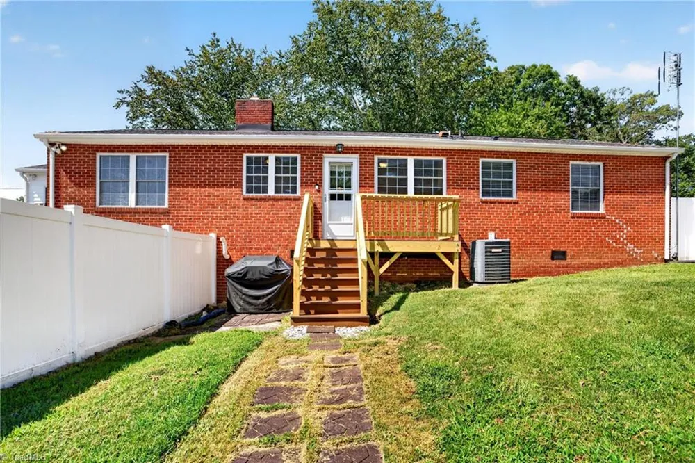 1027 Shamrock Road Asheboro, NC 27203