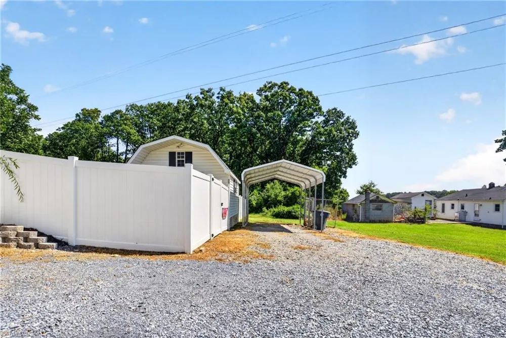 1027 Shamrock Road Asheboro, NC 27203