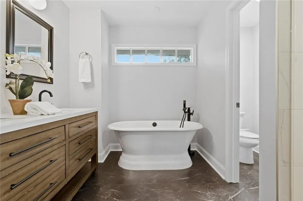 2661 NE Sheila Lane NE Marietta, GA 30062