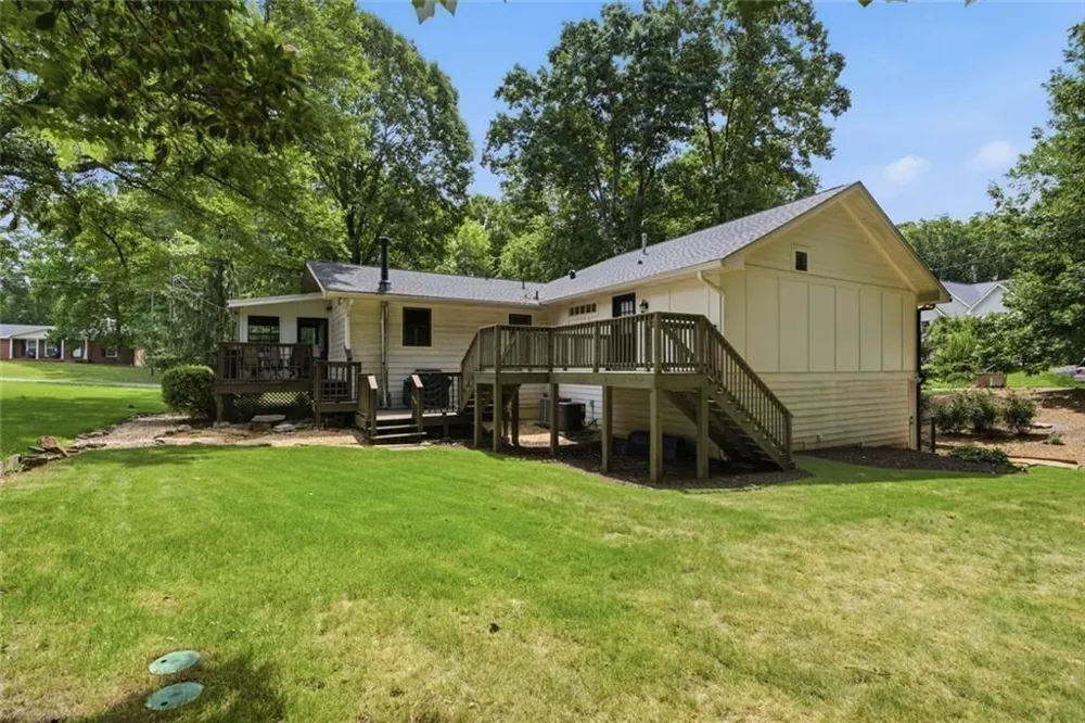 2661 NE Sheila Lane NE Marietta, GA 30062