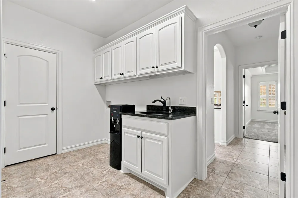 8153 51st Street E Sperry, OK 74073