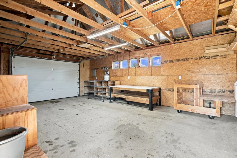 8153 51st Street E Sperry, OK 74073