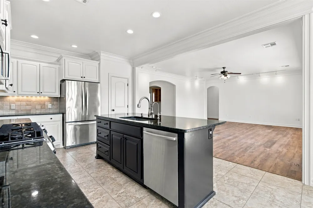 8153 51st Street E Sperry, OK 74073