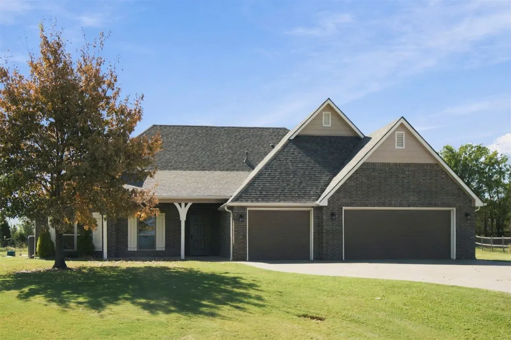 8153 51st Street E Sperry, OK 74073
