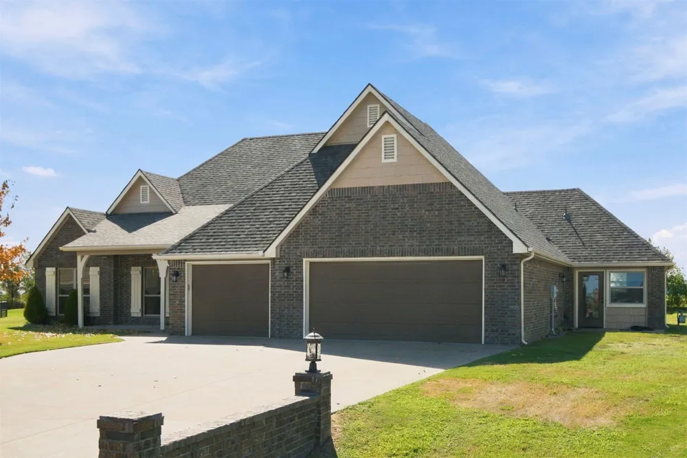 8153 51st Street E Sperry, OK 74073