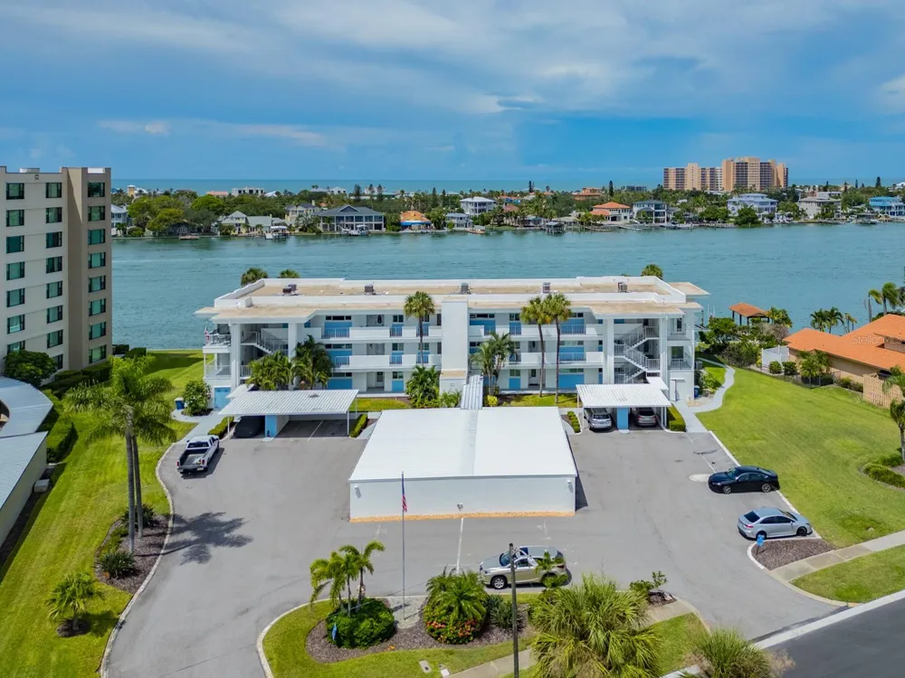 770 ISLAND WAY #N103 Clearwater, FL 33767