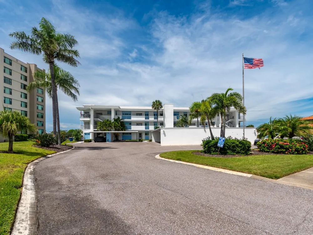 770 ISLAND WAY #N103 Clearwater, FL 33767