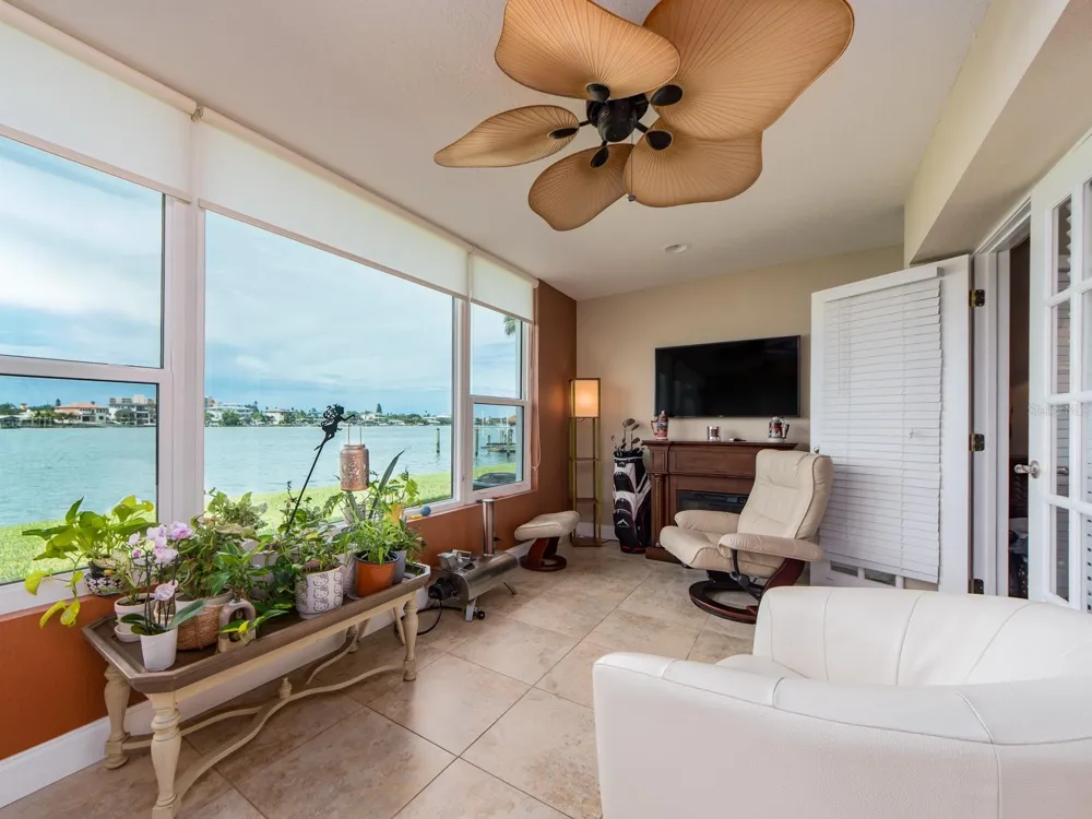 770 ISLAND WAY #N103 Clearwater, FL 33767