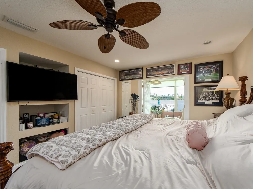 770 ISLAND WAY #N103 Clearwater, FL 33767