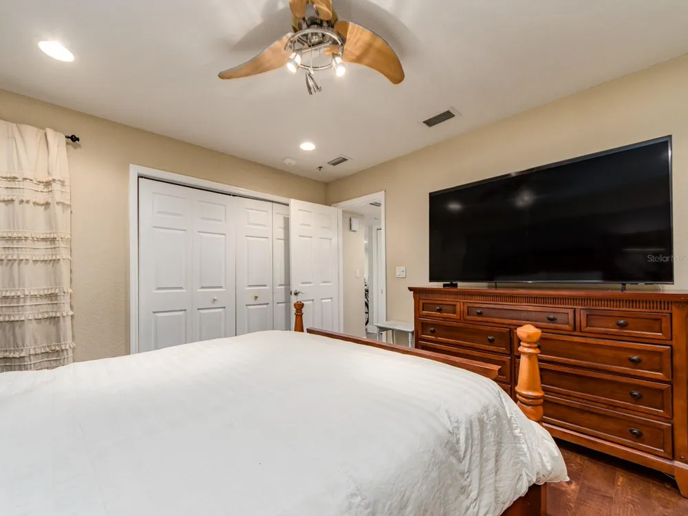 770 ISLAND WAY #N103 Clearwater, FL 33767