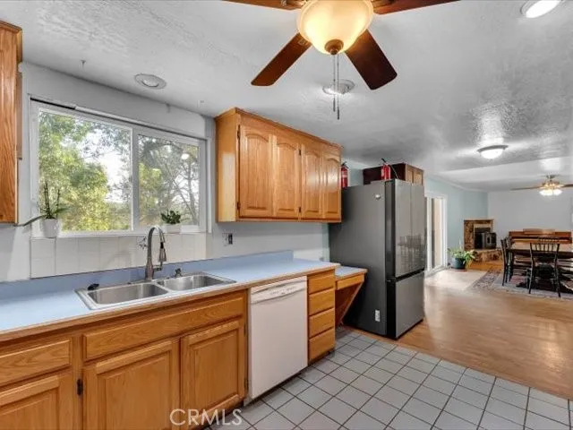 15220 China Rapids Drive Red Bluff, CA 96080