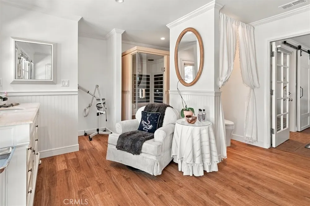 15737 Warm Springs Canyon Country, CA 91387