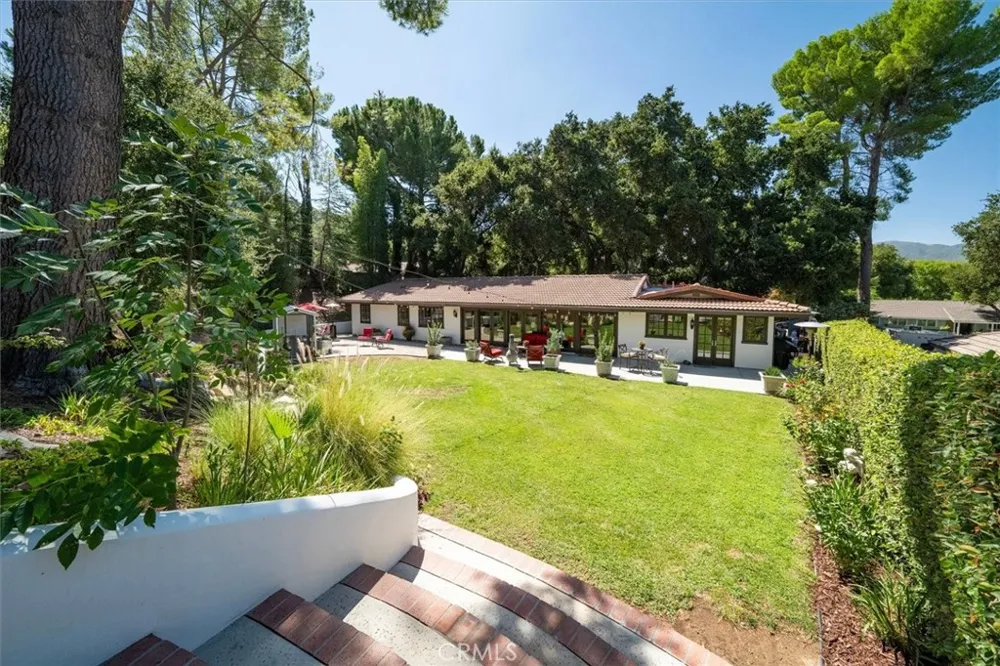 15737 Warm Springs Canyon Country, CA 91387