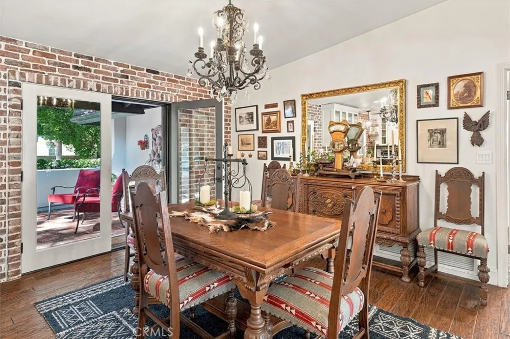 15737 Warm Springs Canyon Country, CA 91387