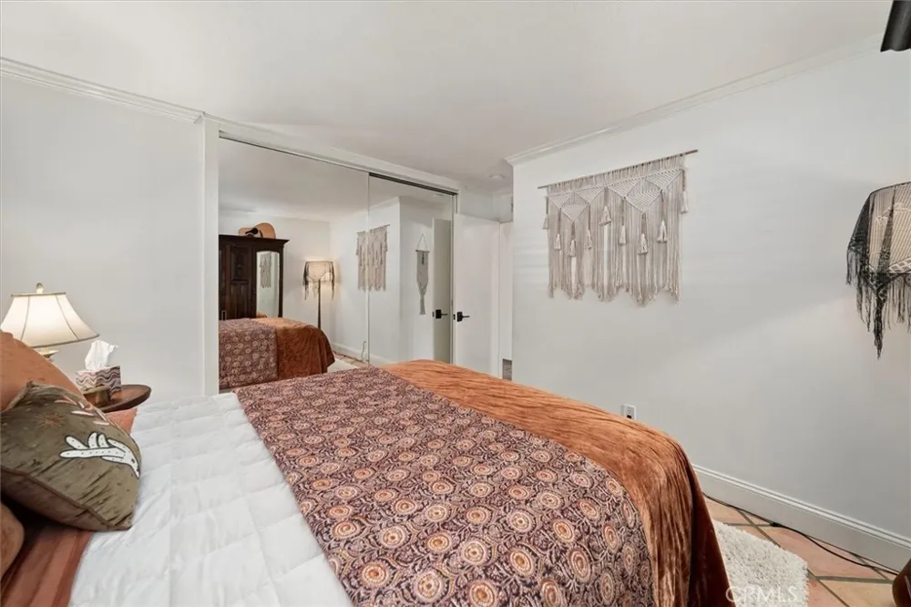 15737 Warm Springs Canyon Country, CA 91387