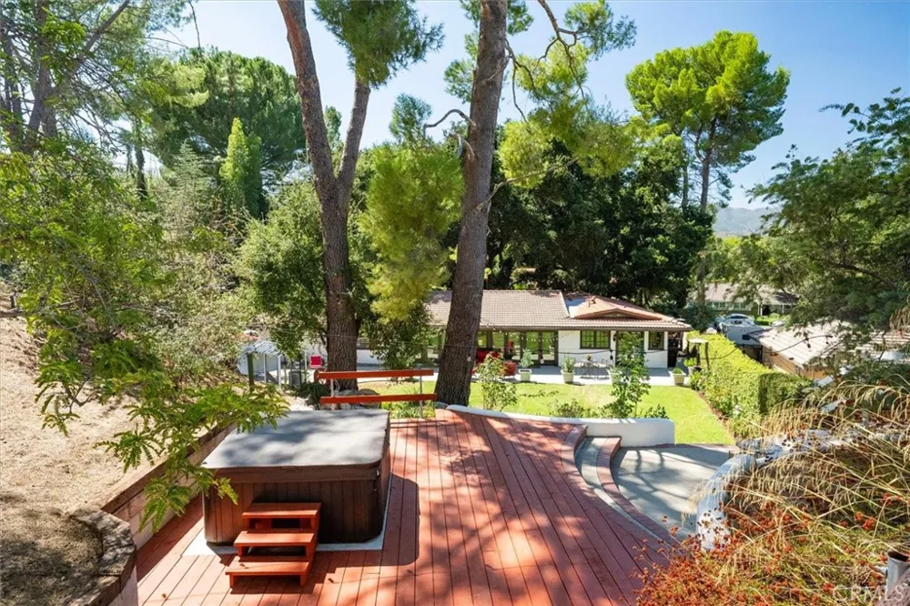 15737 Warm Springs Canyon Country, CA 91387