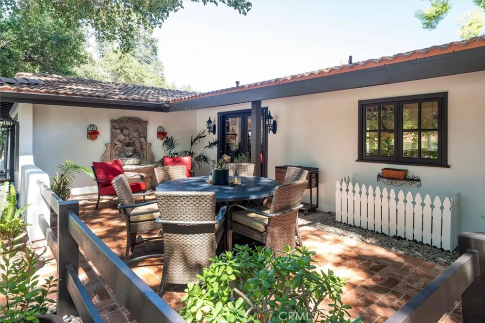 15737 Warm Springs Canyon Country, CA 91387
