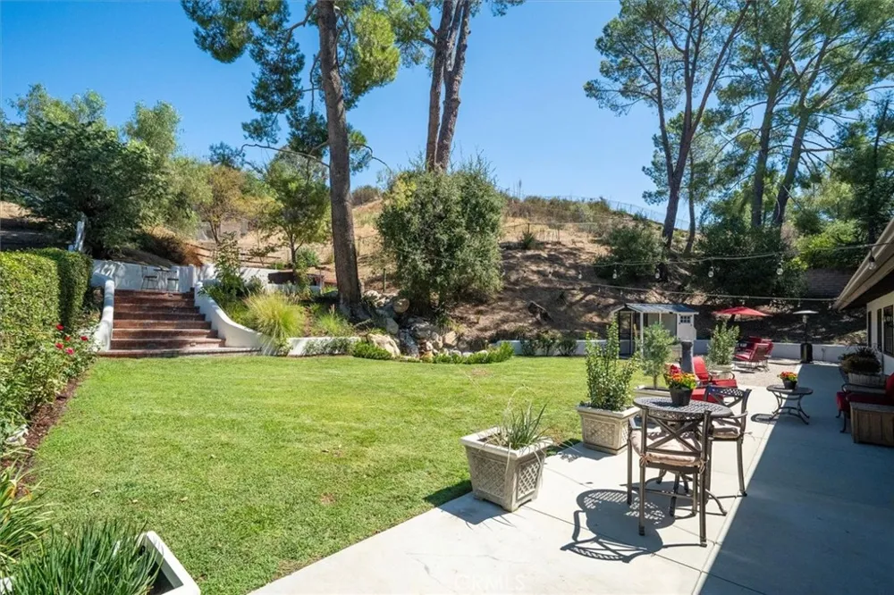 15737 Warm Springs Canyon Country, CA 91387