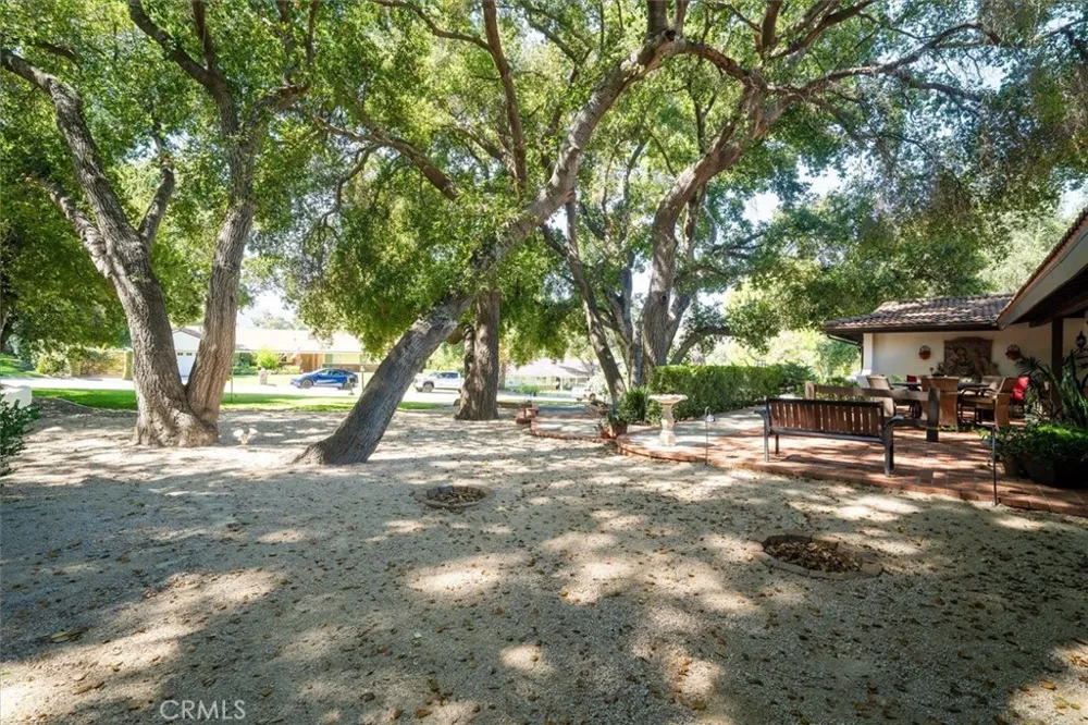 15737 Warm Springs Canyon Country, CA 91387