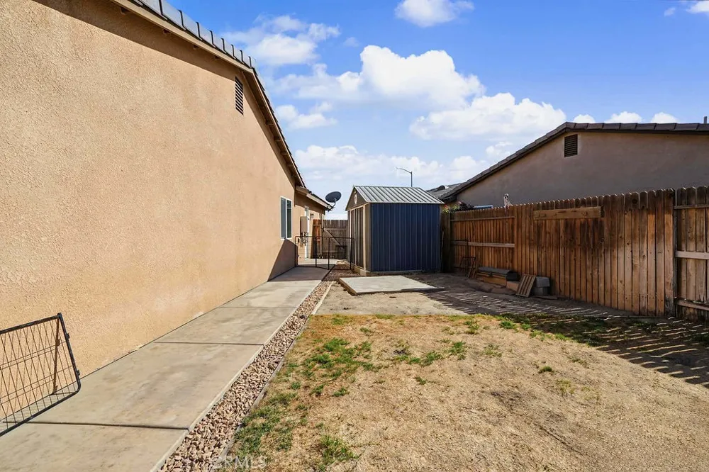 6100 Pizarro Bakersfield, CA 93307