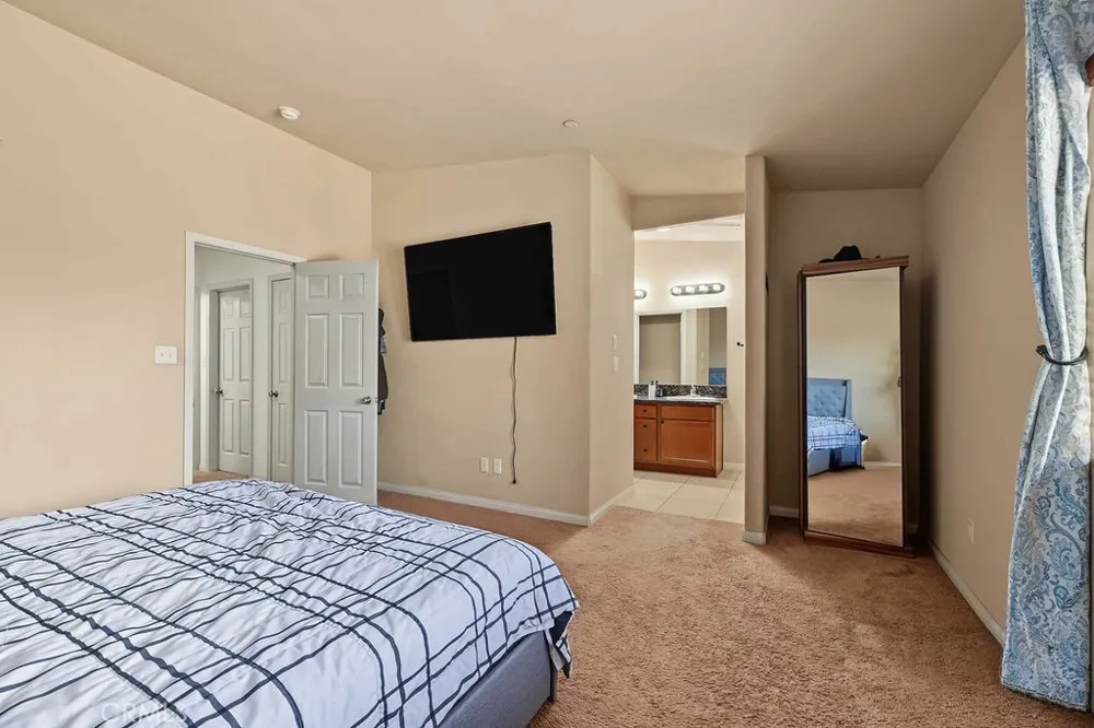 6100 Pizarro Bakersfield, CA 93307