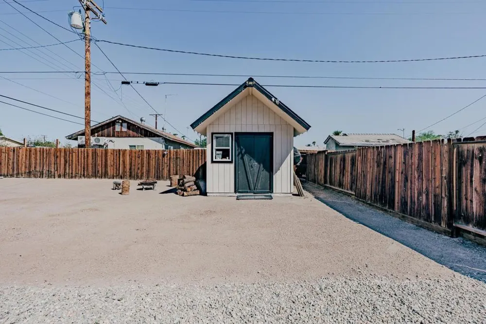 1592 Ross Avenue El Centro, CA 92243