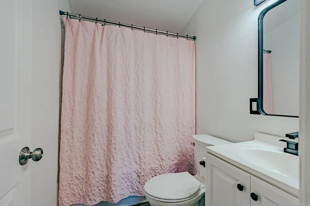 1592 Ross Avenue El Centro, CA 92243