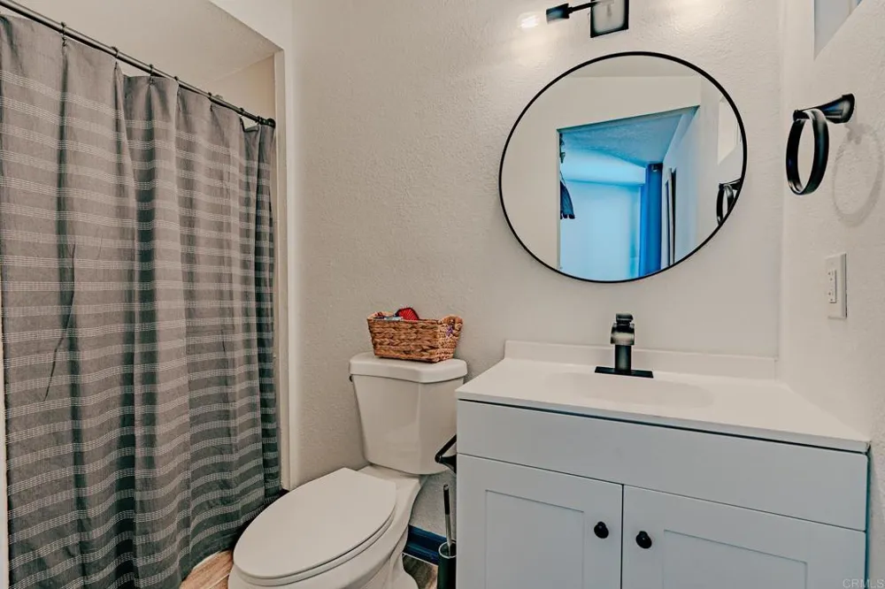 1592 Ross Avenue El Centro, CA 92243