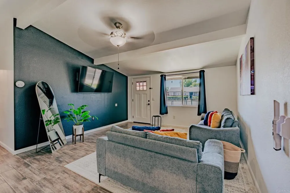 1592 Ross Avenue El Centro, CA 92243