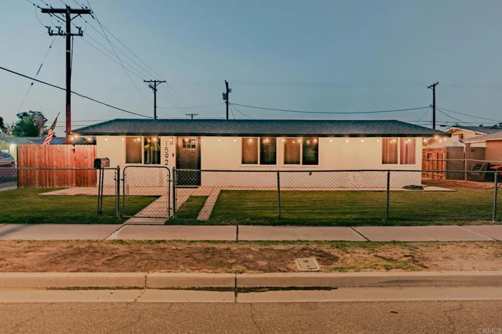 1592 Ross Avenue El Centro, CA 92243