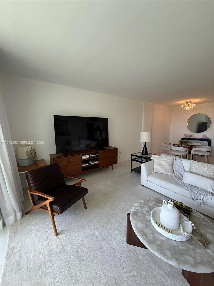 10275 Collins Ave #434 Bal Harbour, FL 33154