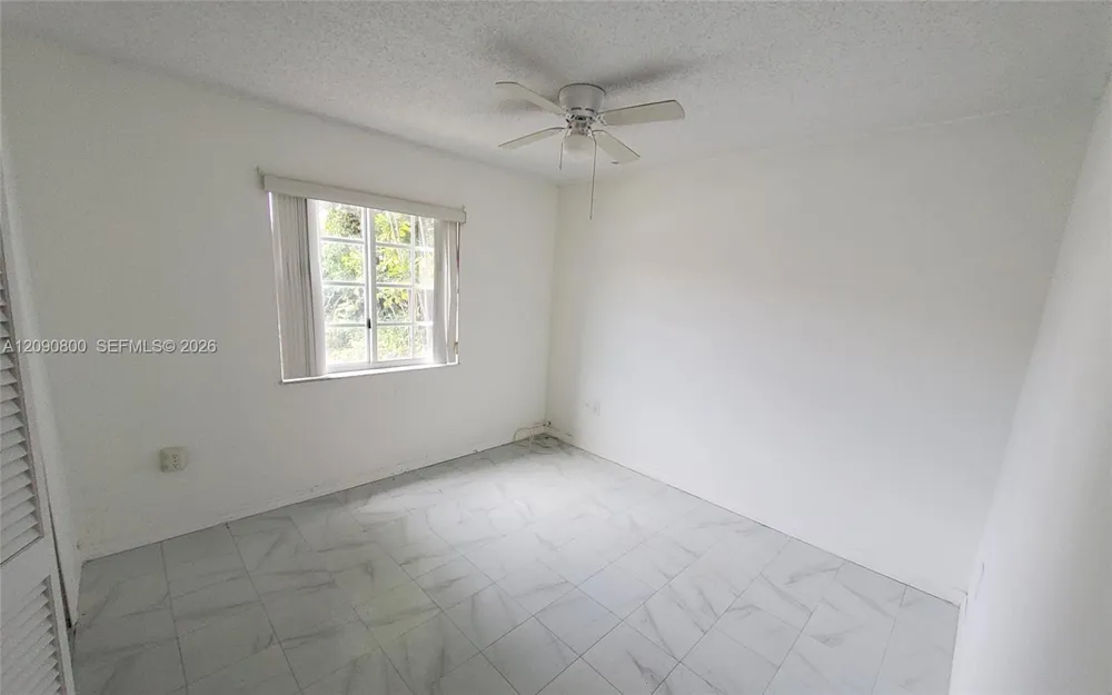 5810 W 18th Ln #101 Hialeah, FL 33012