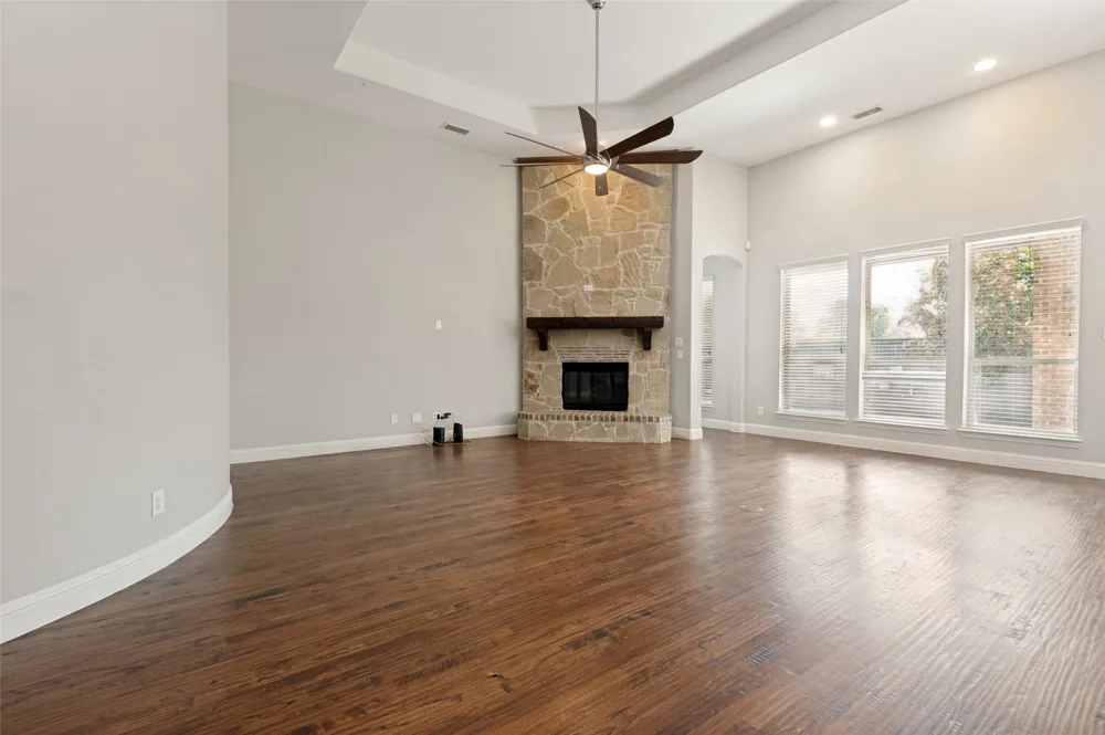 901 Colby Drive Mansfield, TX 76063